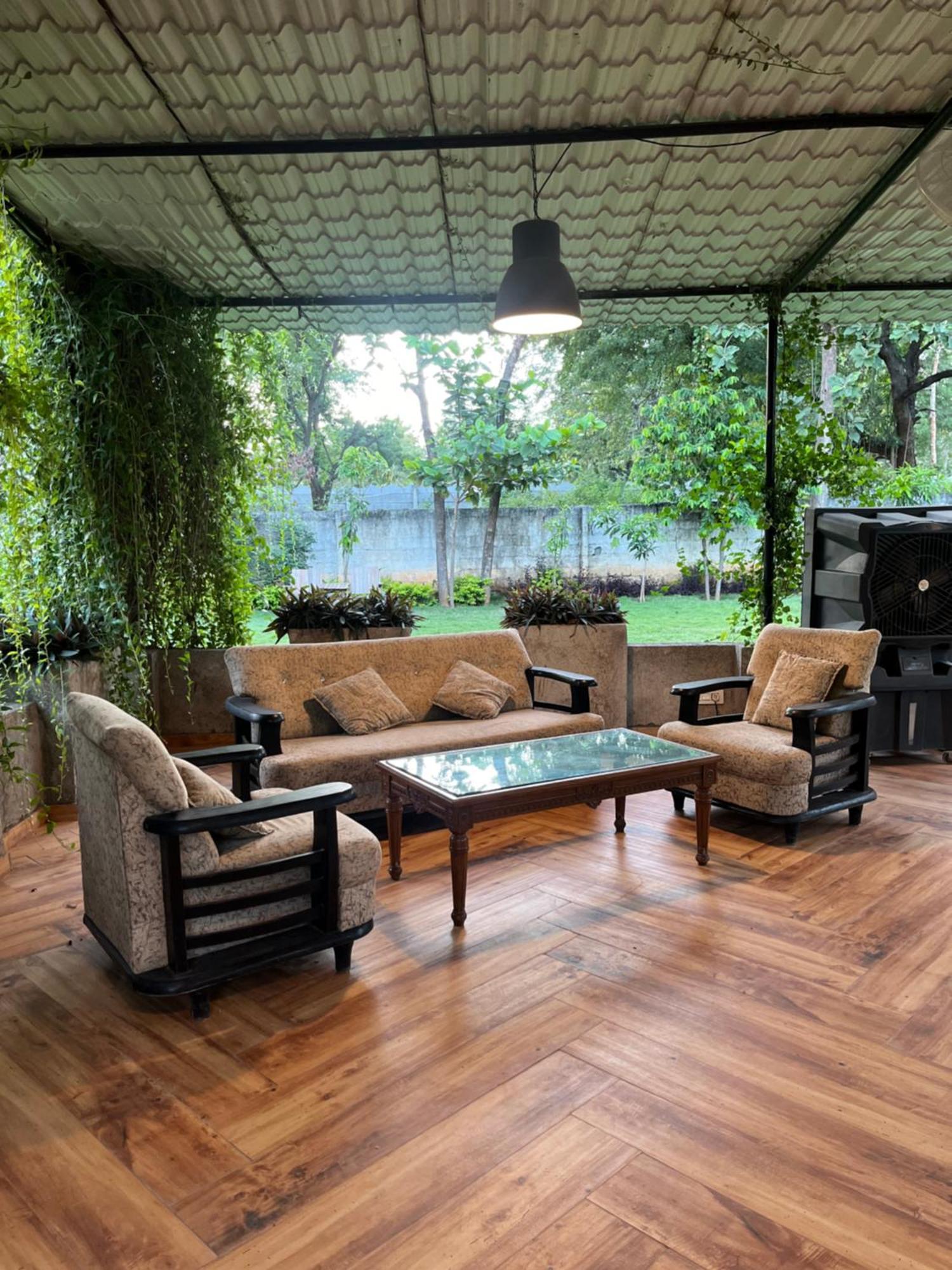 Jlr Farm Stay Haïdarabad Extérieur photo